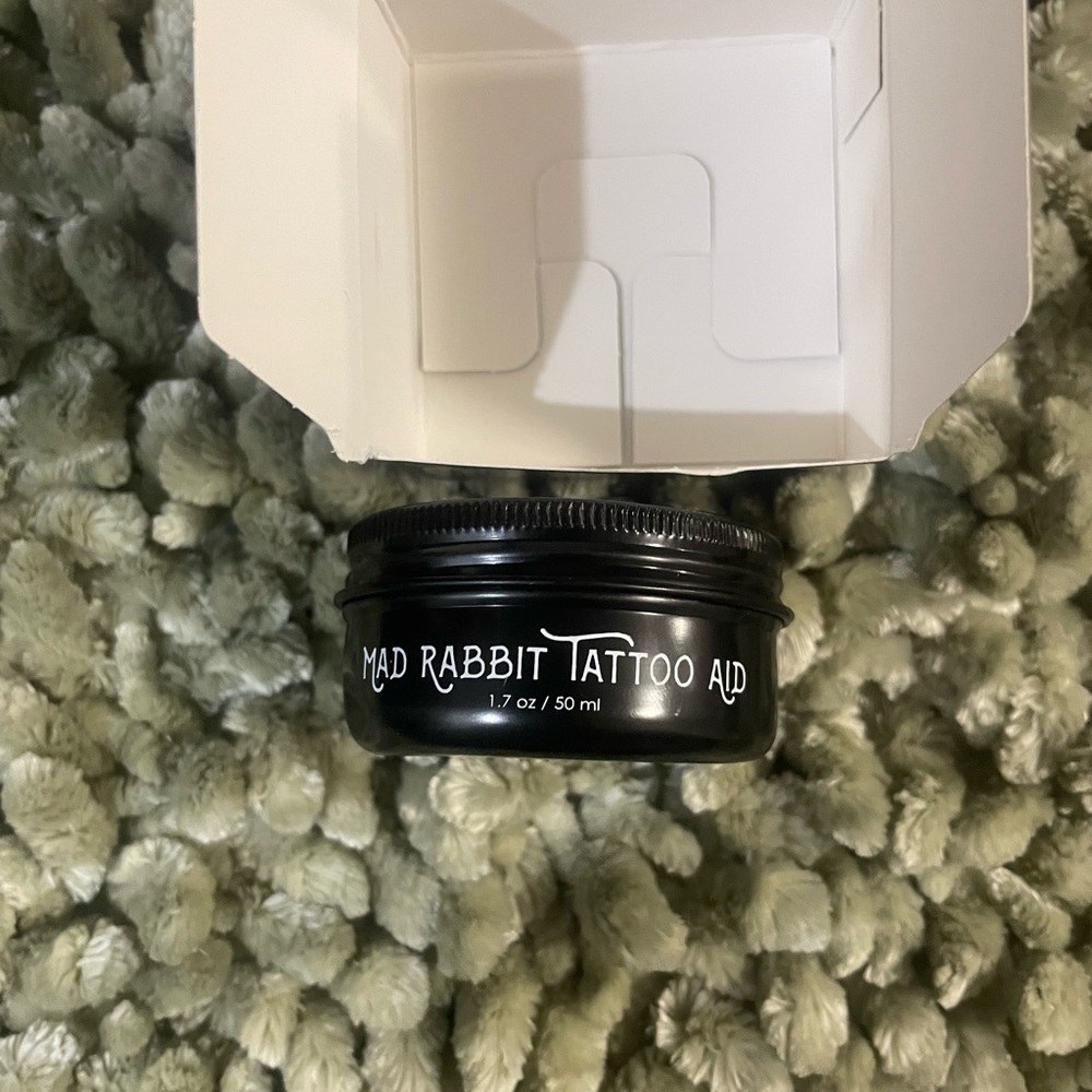 Mad Rabbit tattoo balm - Picture 7 of 9
